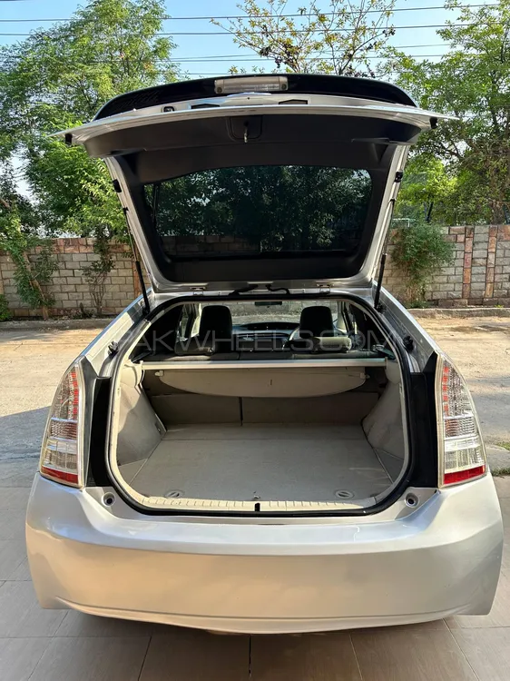 Toyota Prius 2011 for Sale in Islamabad Toyota Prius 2011 for Sale in Islamabad Image-7