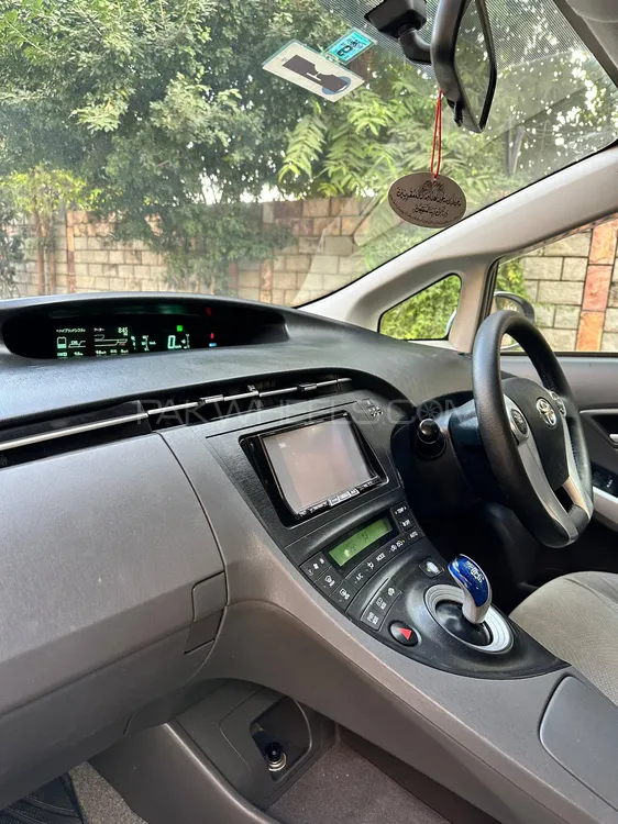 Toyota Prius 2011 for Sale in Islamabad Toyota Prius 2011 for Sale in Islamabad Image-8