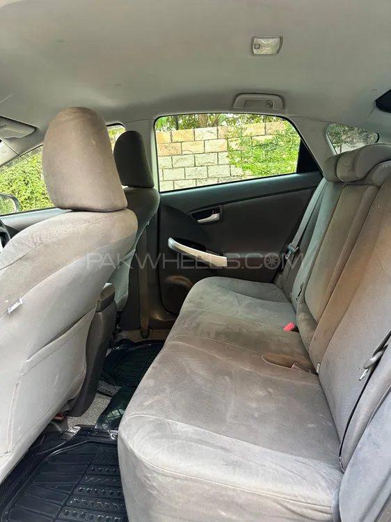 Toyota Prius 2011 for Sale in Islamabad Toyota Prius 2011 for Sale in Islamabad Image-16