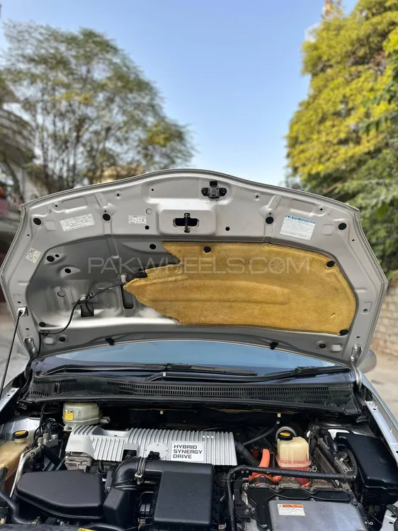 Toyota Prius 2011 for Sale in Islamabad Toyota Prius 2011 for Sale in Islamabad Image-17