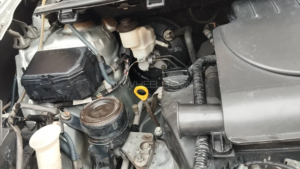 Toyota Vitz 2011 for Sale in Sahiwal Toyota Vitz 2011 for Sale in Sahiwal Image-6