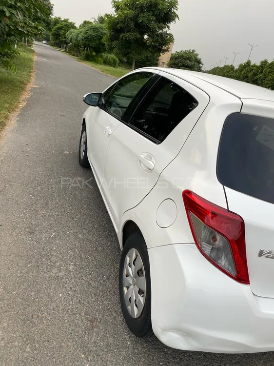Toyota Vitz 2012 for Sale in Lahore Toyota Vitz 2012 for Sale in Lahore Image-3