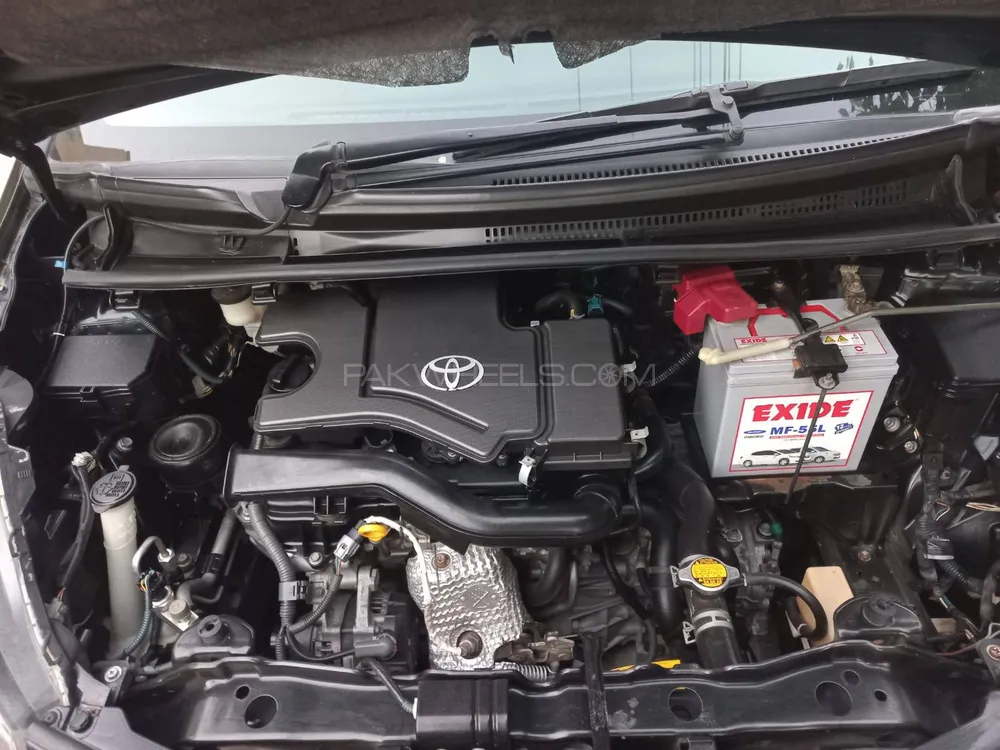 Toyota Vitz 2015 for Sale in Multan Toyota Vitz 2015 for Sale in Multan Image-12