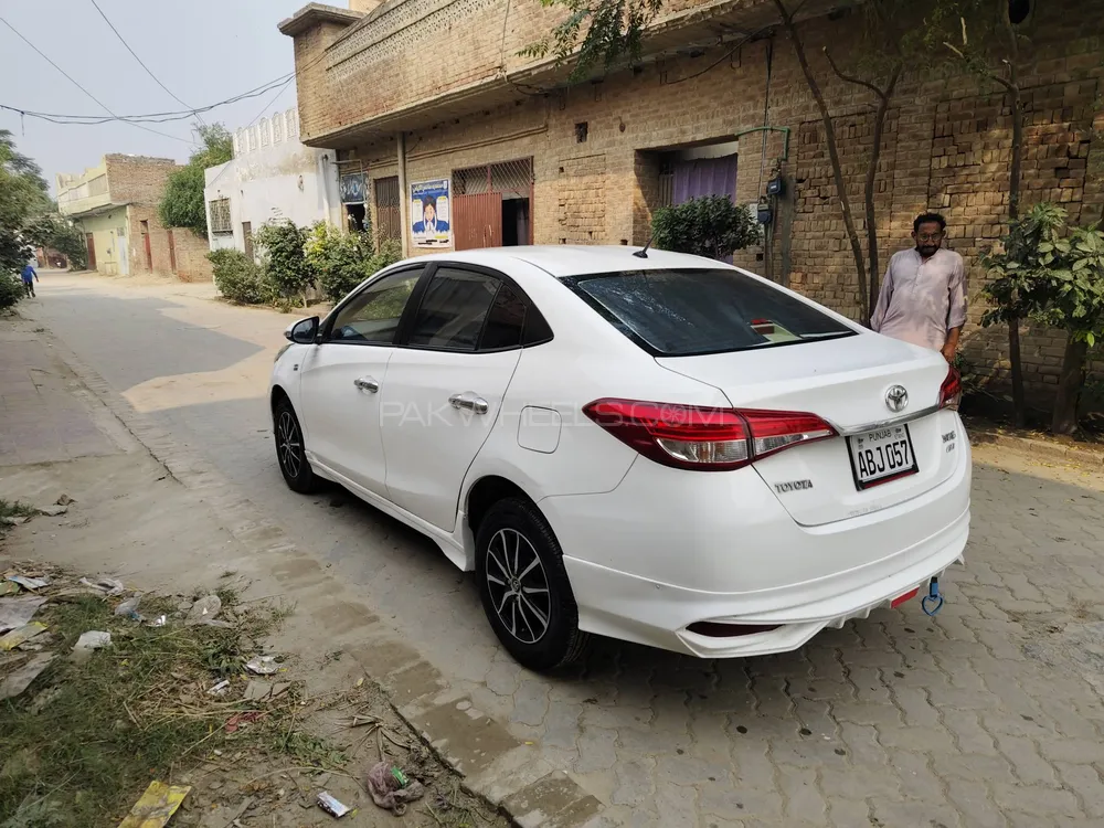 Toyota Yaris Sedan 2020 for Sale in Lahore Toyota Yaris Sedan 2020 for Sale in Lahore Image-8
