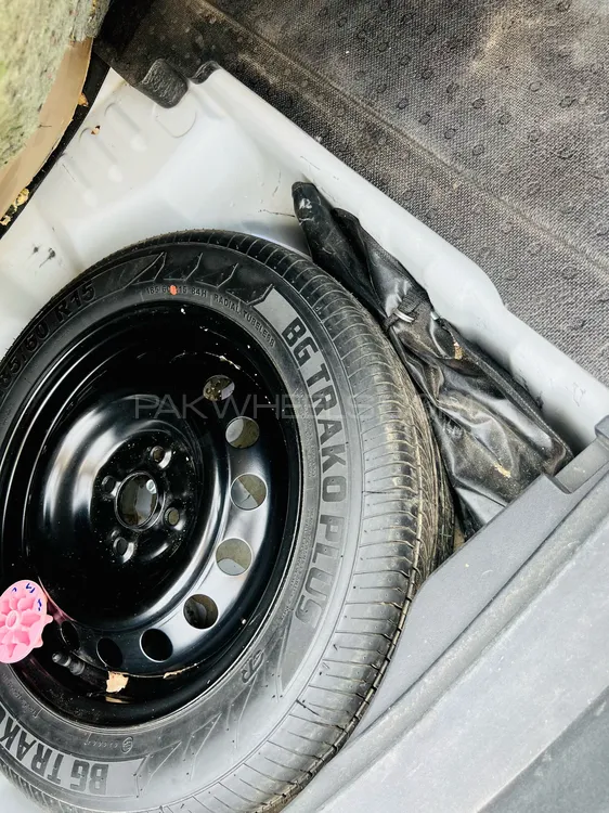 Toyota Yaris Sedan 2022 for Sale in Multan Toyota Yaris Sedan 2022 for Sale in Multan Image-12