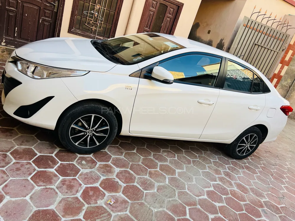 Toyota Yaris Sedan 2022 for Sale in Multan Toyota Yaris Sedan 2022 for Sale in Multan Image-3