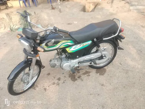Honda CD 70 2023