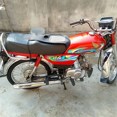 Honda CD 70 2024