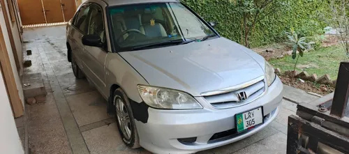 Honda Civic EXi 2004