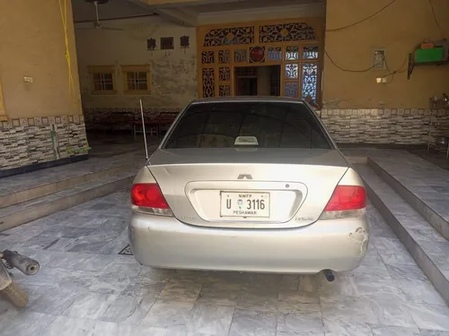 Mitsubishi Lancer 2005