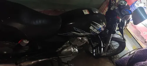 Suzuki GS 150 2010