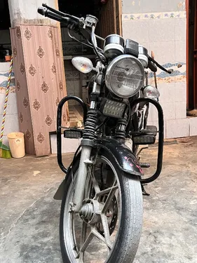 Suzuki GS 150 2018