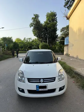 Suzuki Swift DLX Automatic 1.3 Navigation 2019