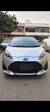 Toyota Aqua S LED Soft Leather Selection 2020