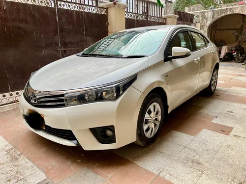 Toyota Corolla XLi VVTi 2017