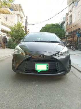 Toyota Vitz F Safety 1.0 2018