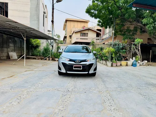 Toyota Yaris Sedan GLI CVT 1.3 2021