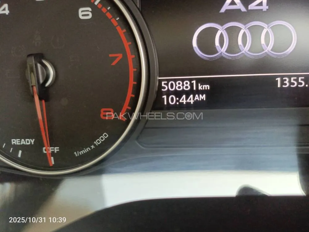 آوڈی اے 4 2017 for Sale in گجرانوالہ آوڈی اے 4 2017 for Sale in گجرانوالہ Image-8