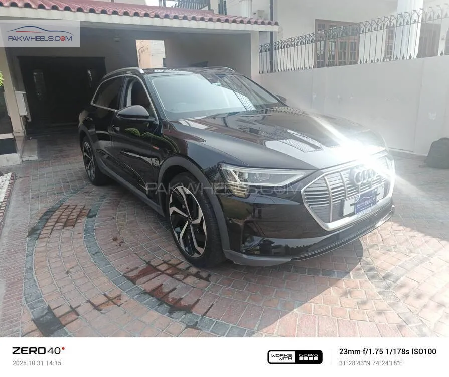 Audi e-tron 2022 for Sale in Lahore Audi e-tron 2022 for Sale in Lahore Image-2