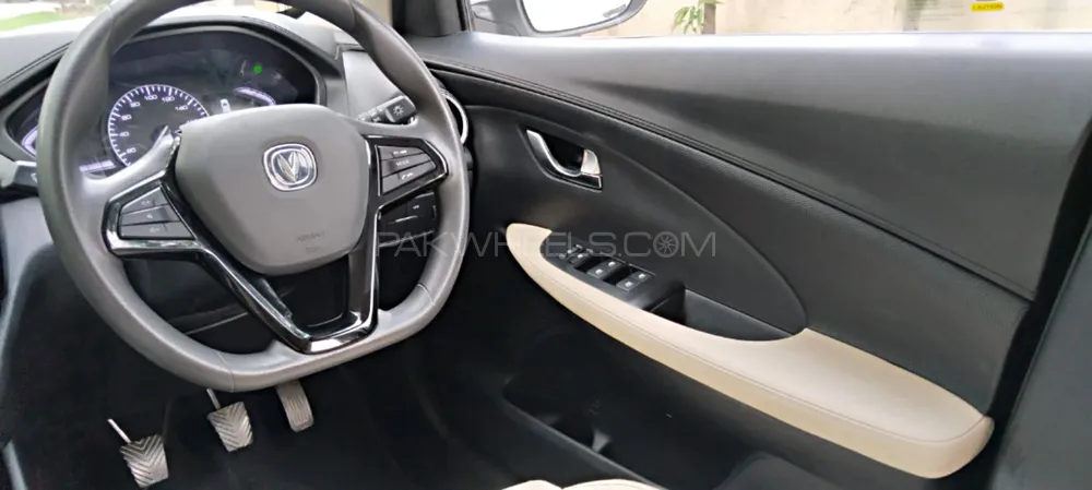Changan Alsvin 2024 for Sale in Lahore Changan Alsvin 2024 for Sale in Lahore Image-4