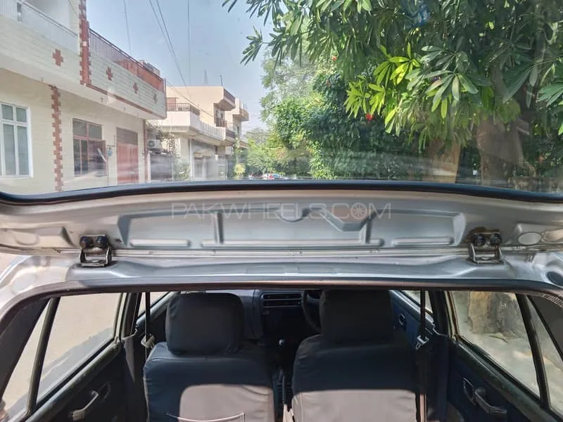 Daihatsu Cuore 2002 for Sale in Lahore Daihatsu Cuore 2002 for Sale in Lahore Image-4