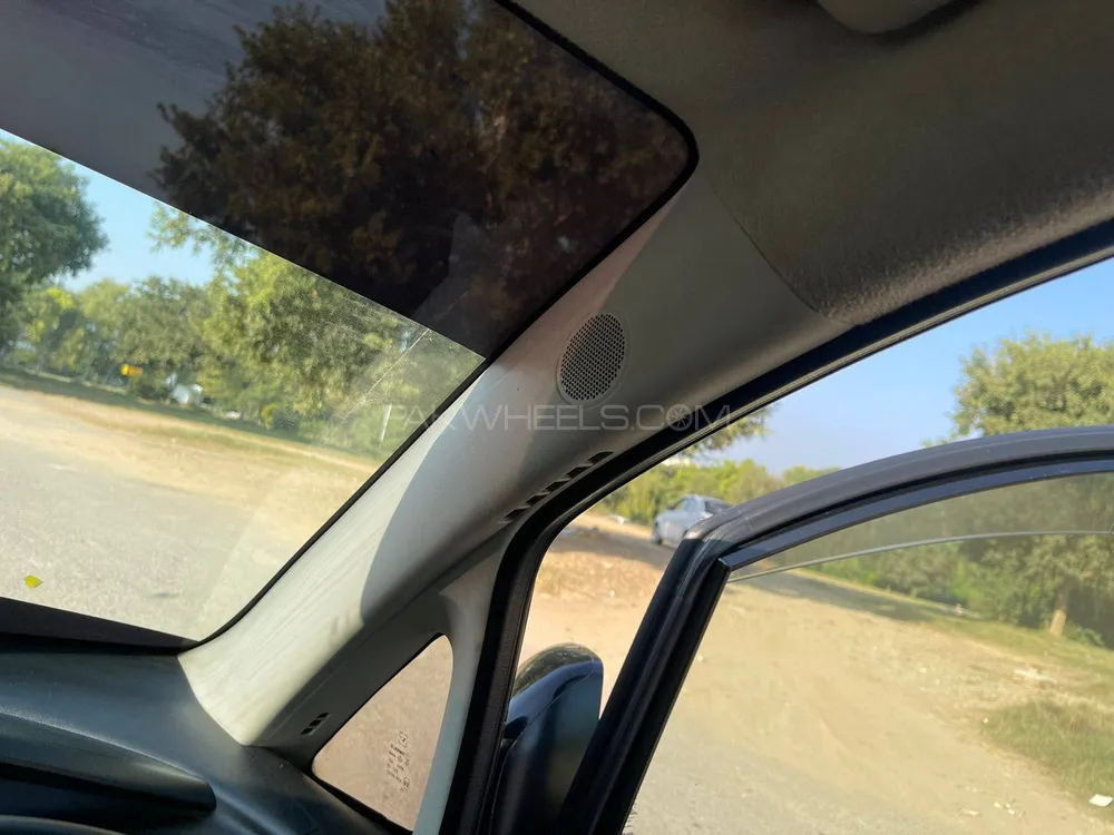 Daihatsu Move 2007 for Sale in Islamabad Daihatsu Move 2007 for Sale in Islamabad Image-14