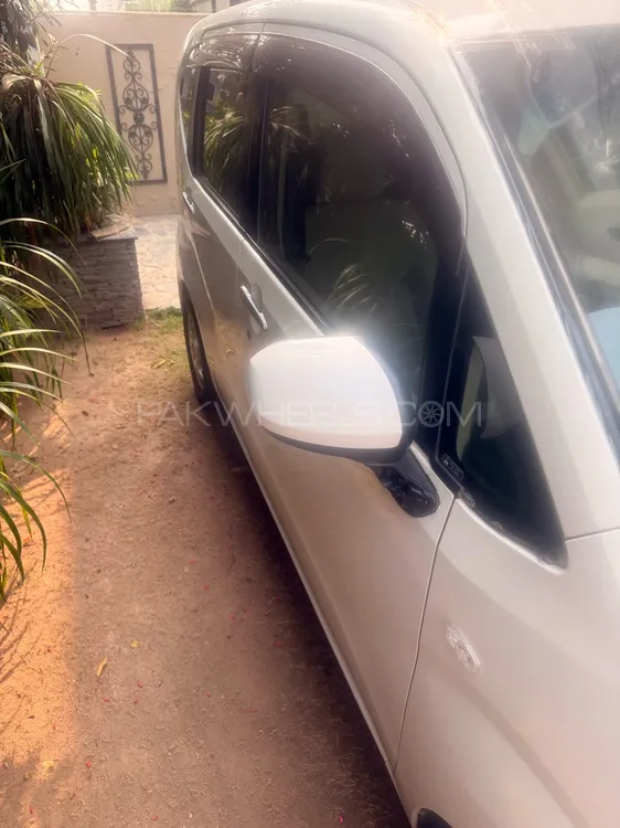 Daihatsu Move 2020 for Sale in Lahore Daihatsu Move 2020 for Sale in Lahore Image-3