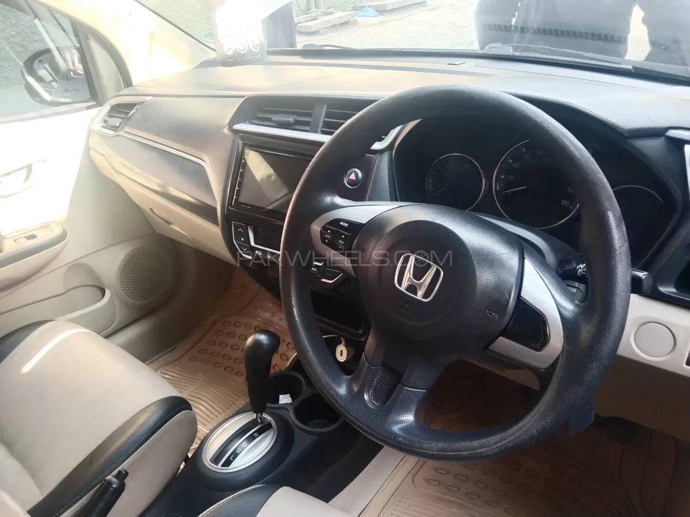 Honda BR-V 2018 for Sale in Islamabad Honda BR-V 2018 for Sale in Islamabad Image-12