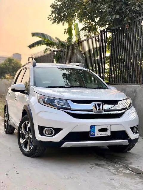 Honda BR-V 2018 for Sale in Islamabad Image-1