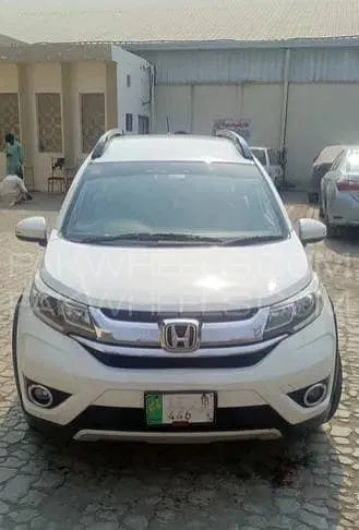 Honda BR-V 2018 for Sale in Lahore Honda BR-V 2018 for Sale in Lahore Image-6