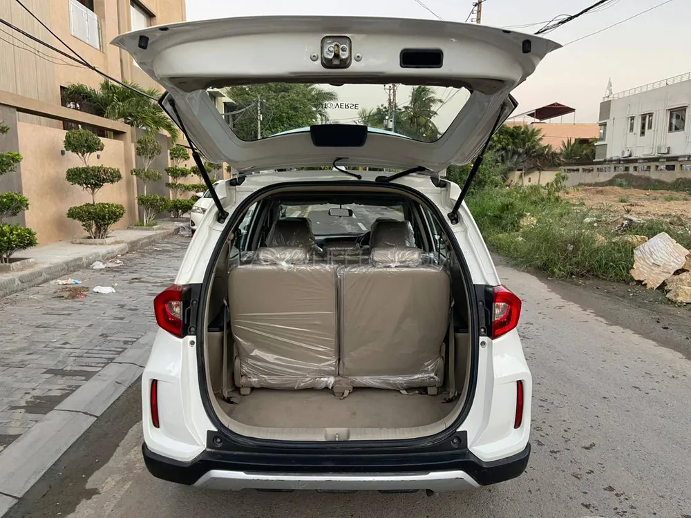 Honda BR-V 2020 for Sale in Karachi Honda BR-V 2020 for Sale in Karachi Image-9