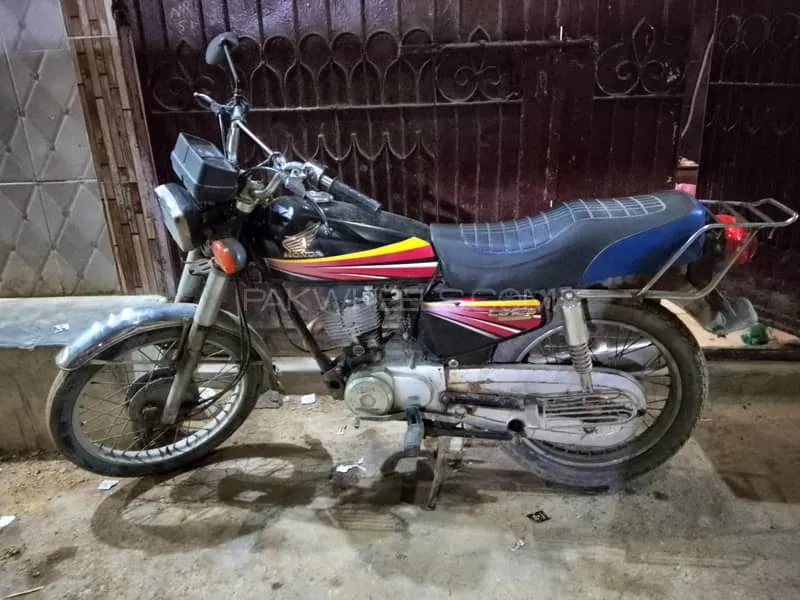 Honda CG 125 2011 for Sale Honda CG 125 2011 for Sale Image-1