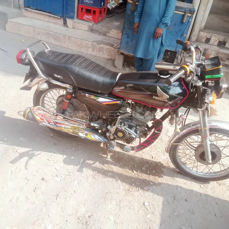 Honda CG 125 2015 for Sale Honda CG 125 2015 for Sale Image-3