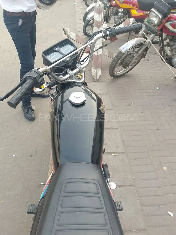 Honda CG 125 2019 for Sale Honda CG 125 2019 for Sale Image-10