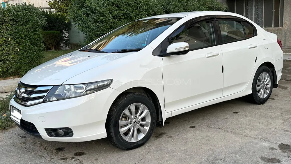 Honda City 2015 for Sale in Islamabad Image-1