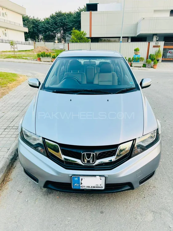 Honda City 2018 for Sale in Islamabad Image-1