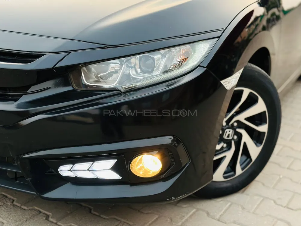 Honda Civic 2018 for Sale in Multan Honda Civic 2018 for Sale in Multan Image-13