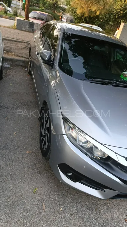 Honda Civic 2018 for Sale in Peshawar Image-1