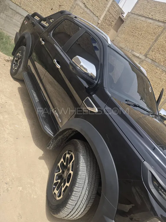 JAC T9 2025 for Sale in Quetta JAC T9 2025 for Sale in Quetta Image-3