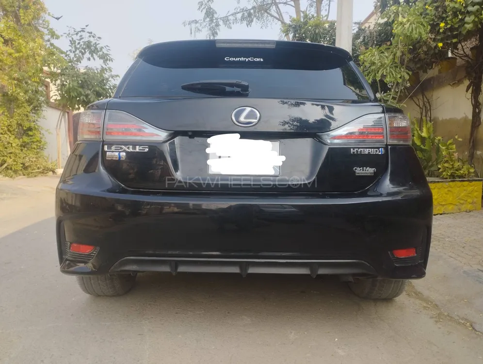 Lexus CT200h 2011 for Sale in Karachi Lexus CT200h 2011 for Sale in Karachi Image-10