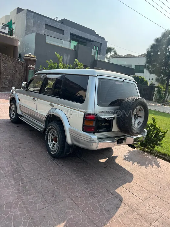 Mitsubishi Pajero 1993 for Sale in Lahore Mitsubishi Pajero 1993 for Sale in Lahore Image-6