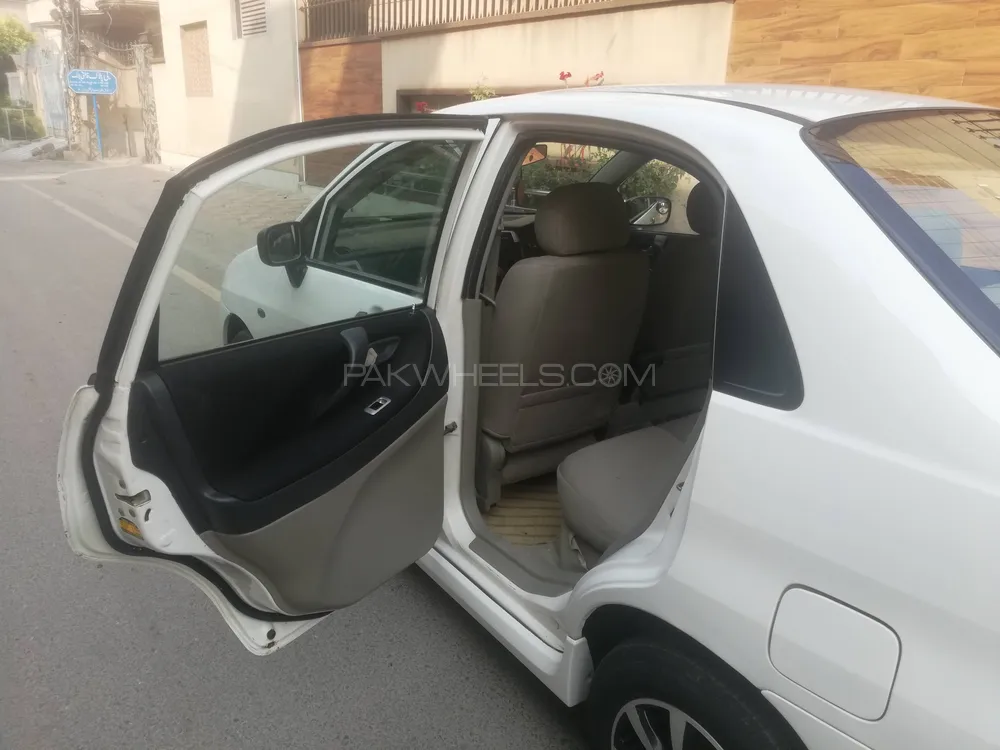 Suzuki Liana 2013 for Sale in Lahore Suzuki Liana 2013 for Sale in Lahore Image-12