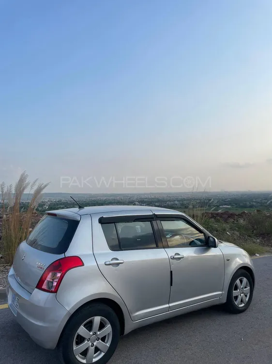 Suzuki Swift 2012 for Sale in Islamabad Image-1