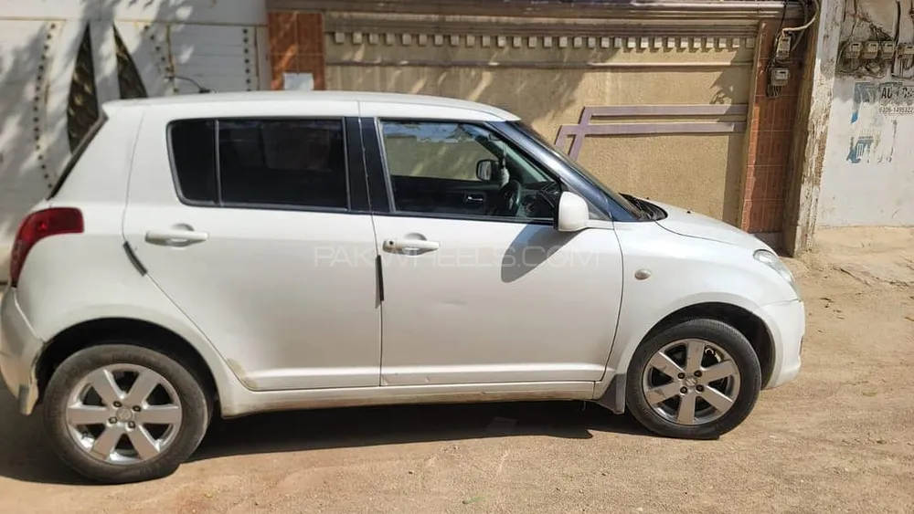 Suzuki Swift 2012 for Sale in Karachi Suzuki Swift 2012 for Sale in Karachi Image-7