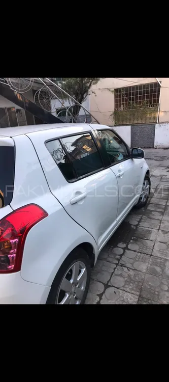 Suzuki Swift 2014 for Sale in Rawalpindi Suzuki Swift 2014 for Sale in Rawalpindi Image-4