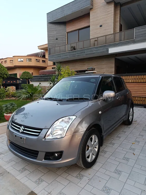 Suzuki Swift 2015 for Sale in Islamabad Image-1