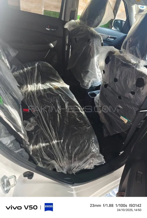 Suzuki Swift 2025 for Sale in Islamabad Suzuki Swift 2025 for Sale in Islamabad Image-5