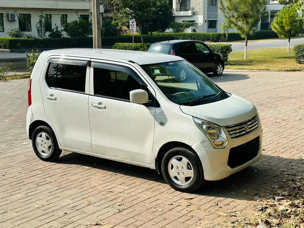 Suzuki Wagon R 2013 for Sale in Islamabad Suzuki Wagon R 2013 for Sale in Islamabad Image-5