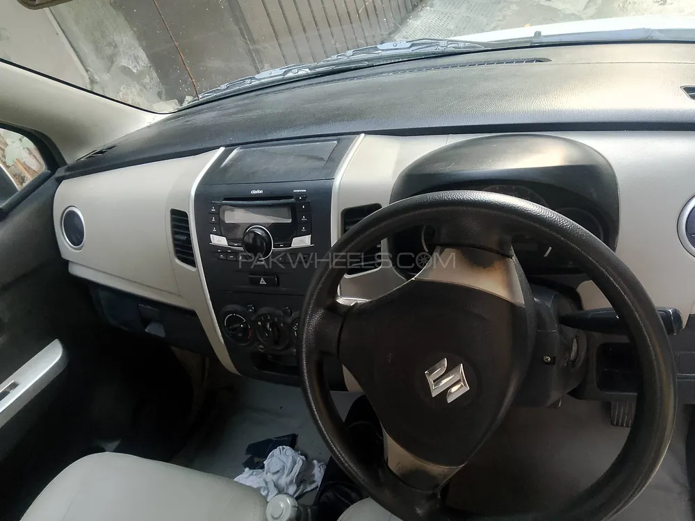 Suzuki Wagon R 2016 for Sale in Faisalabad Suzuki Wagon R 2016 for Sale in Faisalabad Image-5