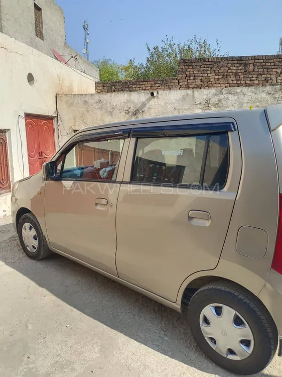 Suzuki Wagon R 2017 for Sale in Faisalabad Suzuki Wagon R 2017 for Sale in Faisalabad Image-9